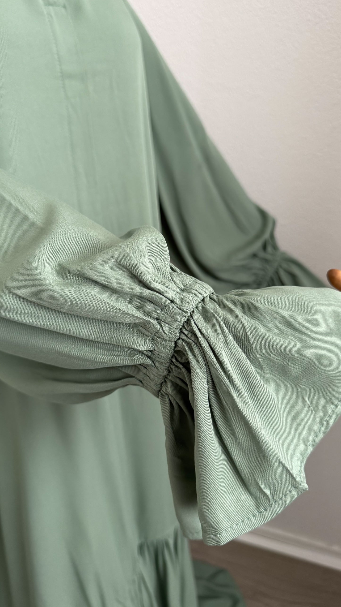 Abaya Maryam Viscose - Mint - Gamila Muslimah