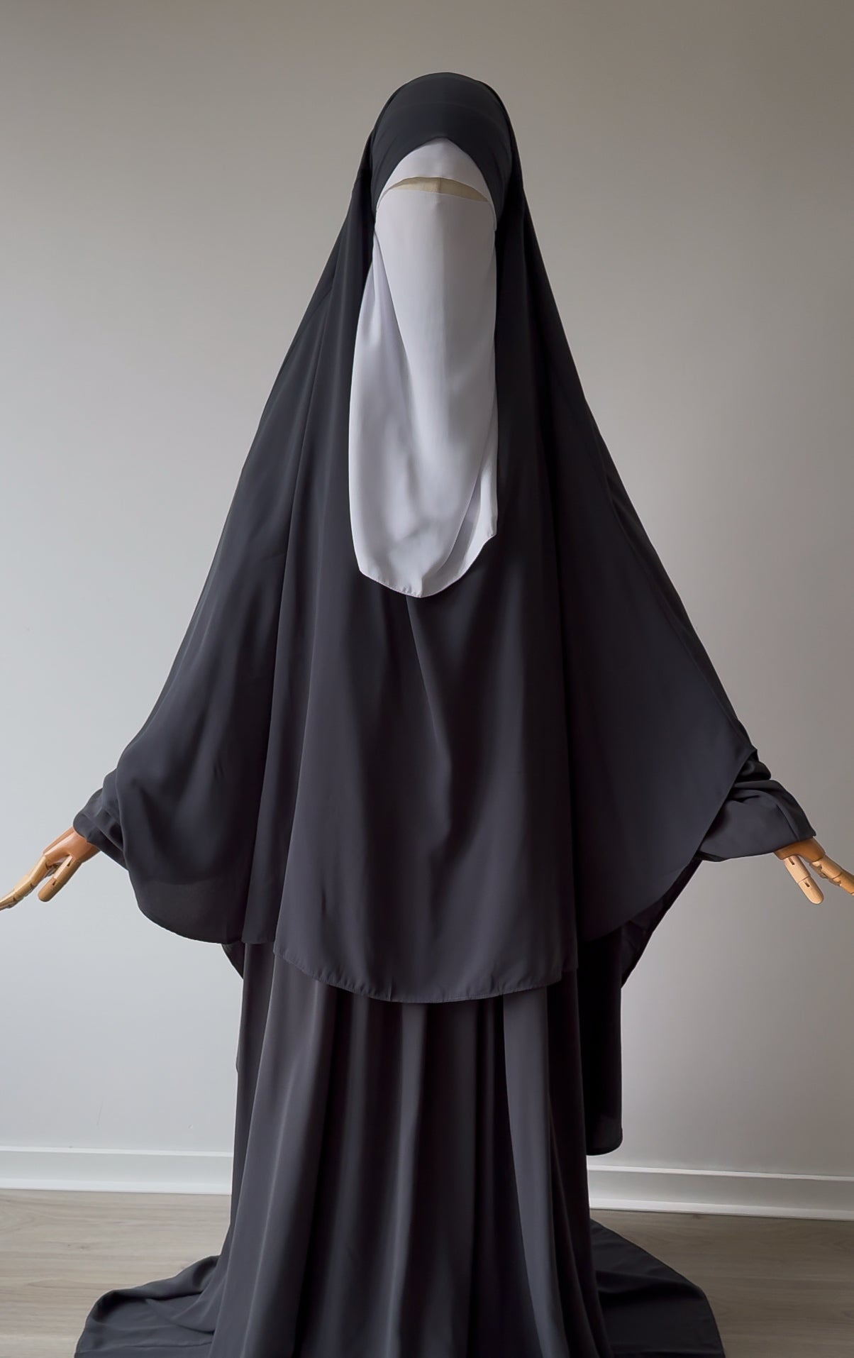 Extra Large Khimar - Anthracite Grey - Gamila Muslimah