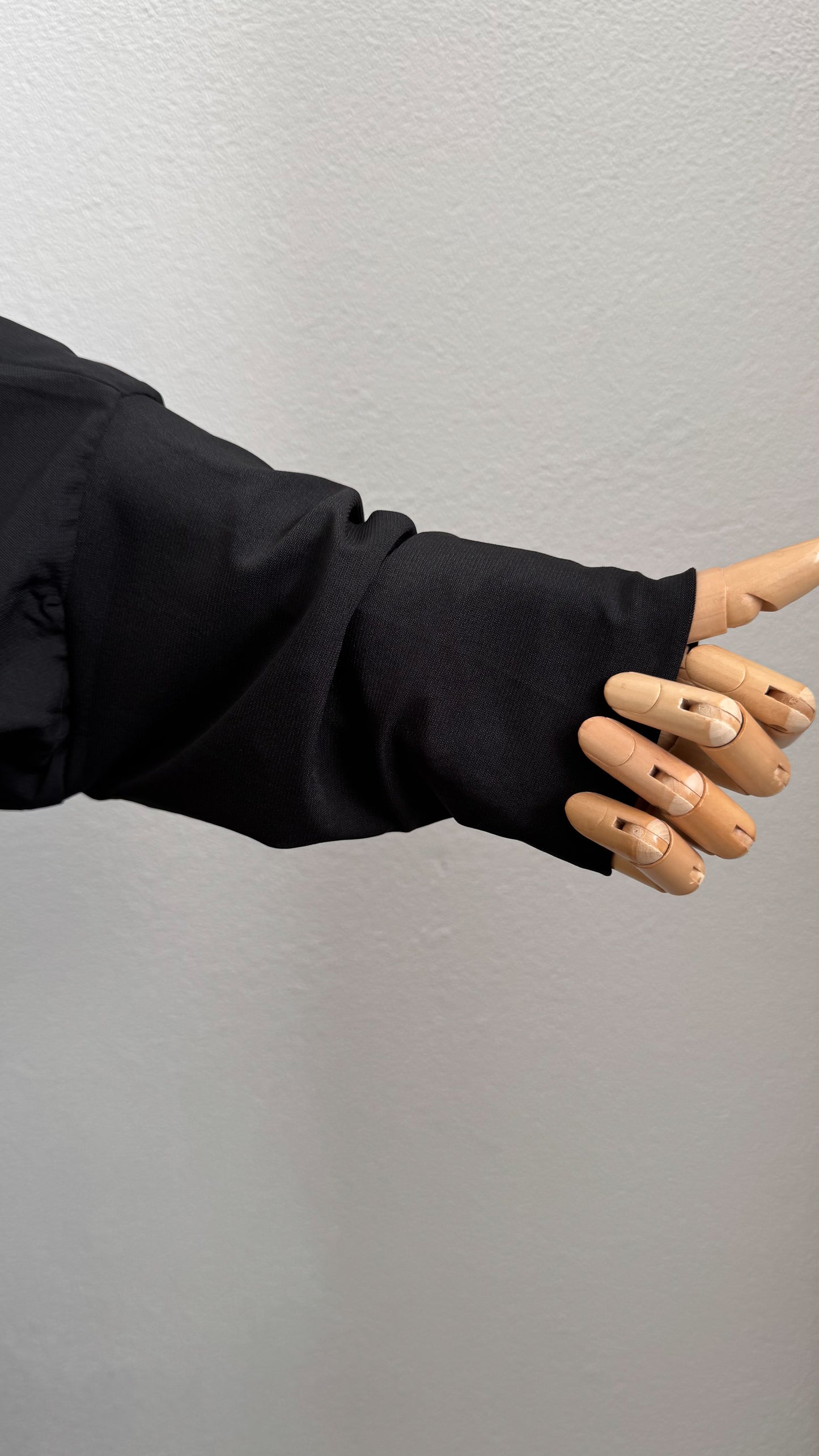 Jilbab Widad Microfibre - Black Elastic Sleeve