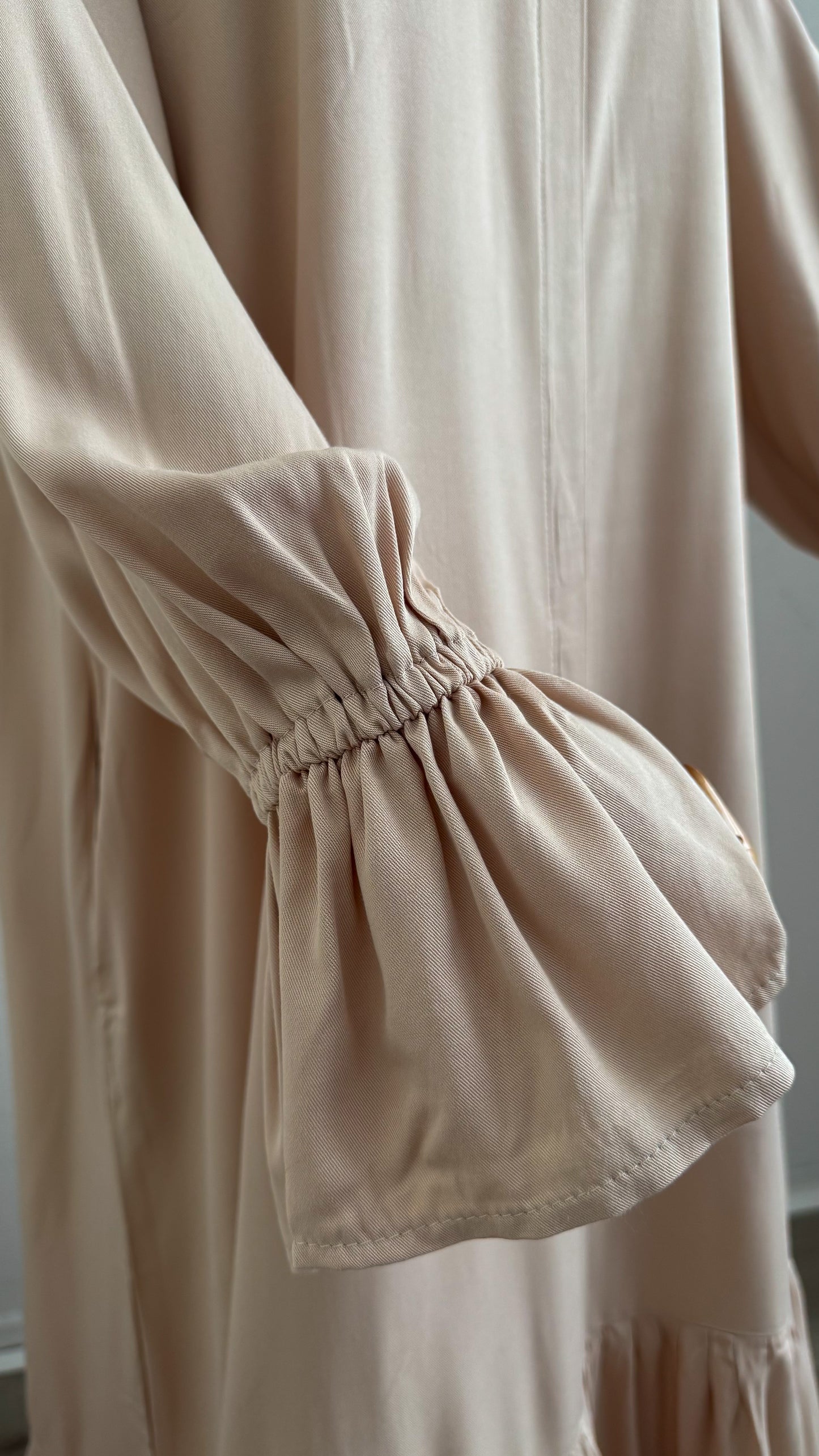 Abaya Maryam Viscose - Beige - Gamila Muslimah