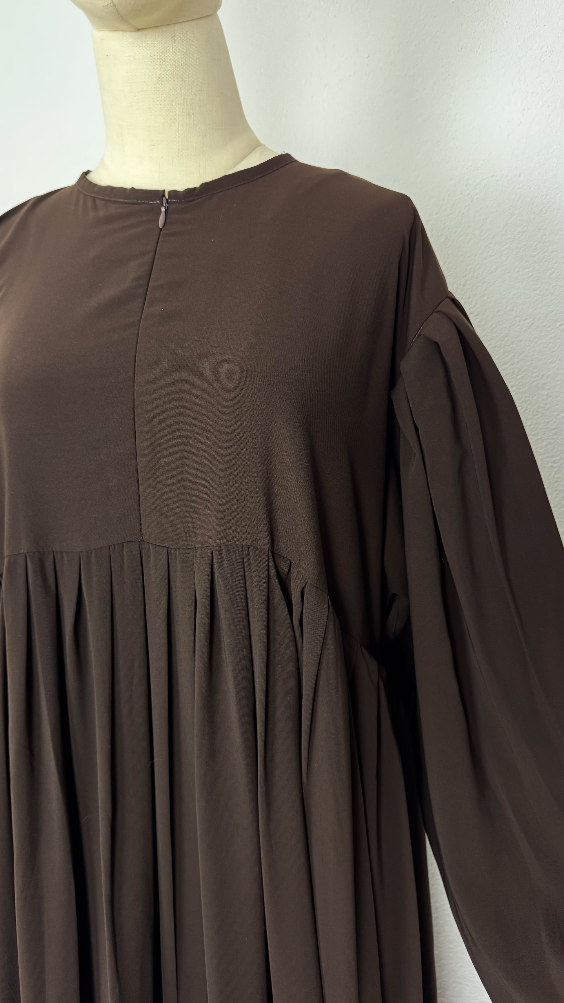 Abaya Russia WoolPeach - Chocolate - Gamila Muslimah