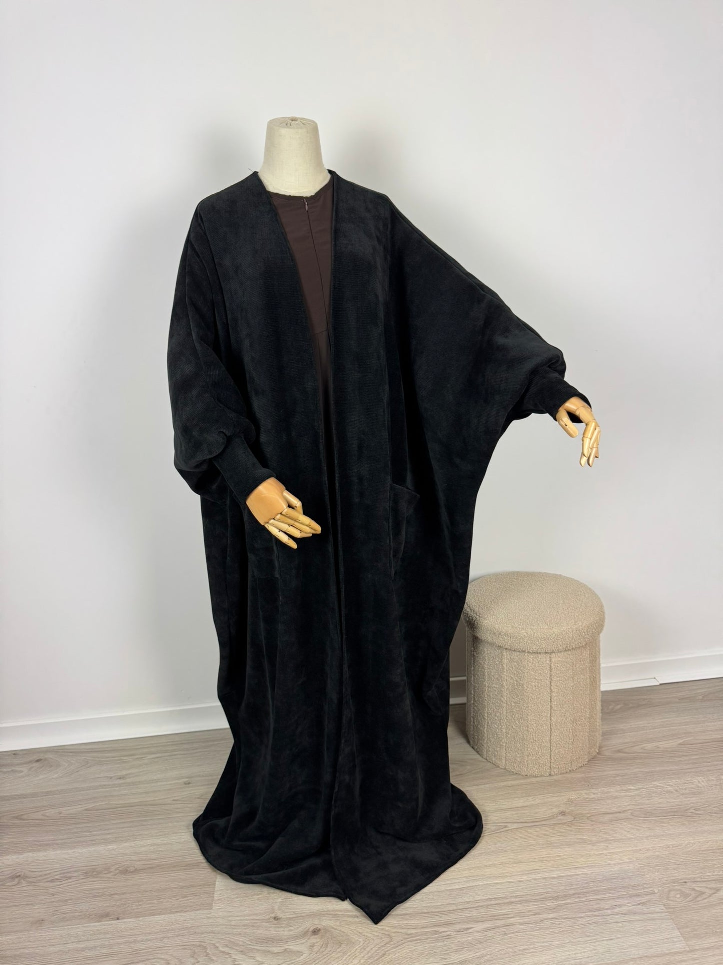 Cardigan Gamila - Black - Gamila Muslimah