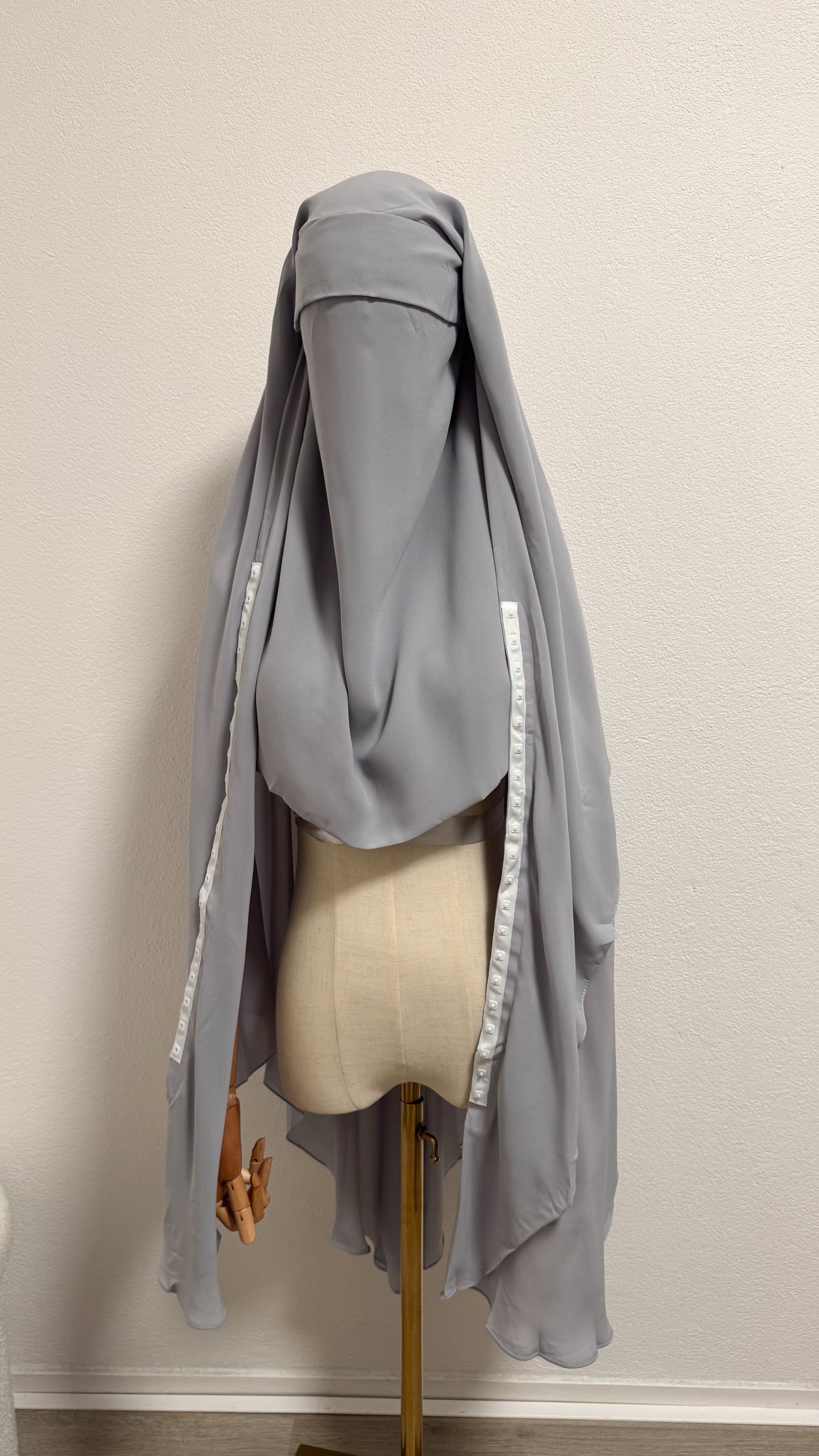 Niqab Asiyah with clips - Light Grey