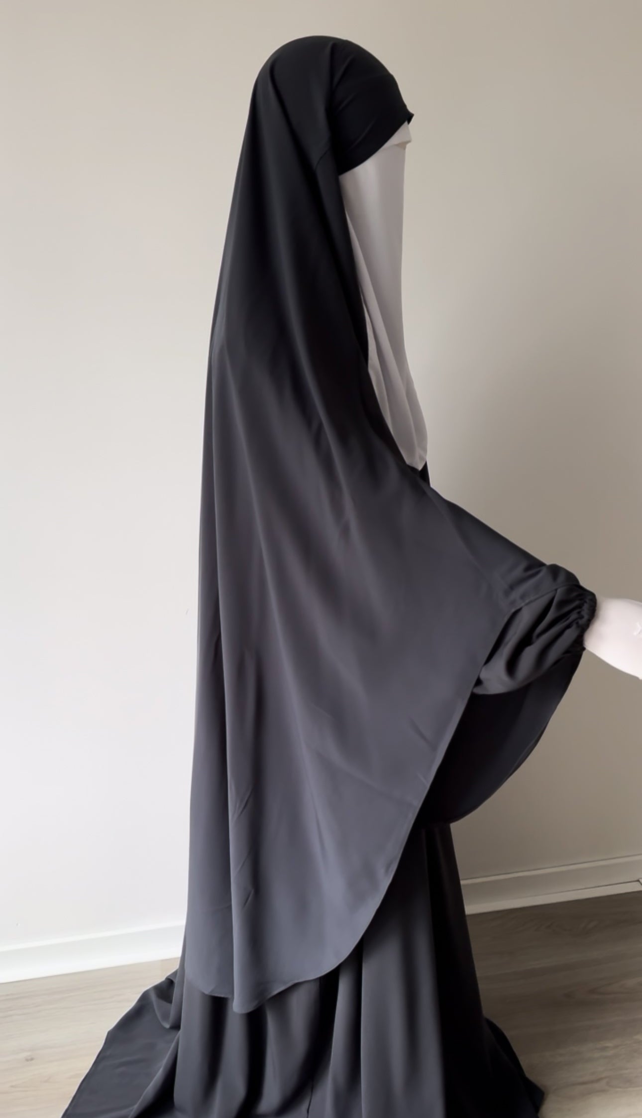 Extra Large Khimar - Anthracite Grey - Gamila Muslimah
